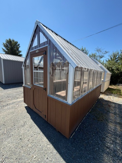 GREENHOUSE image 5